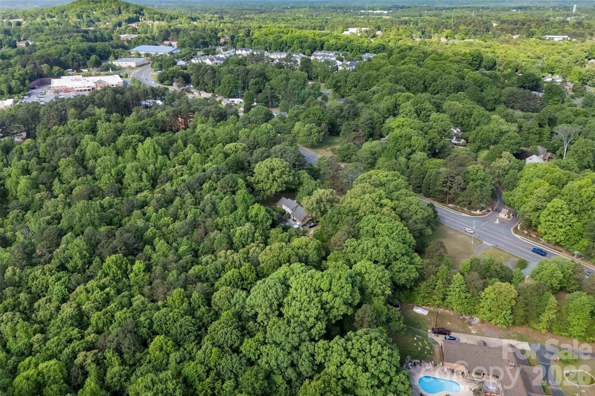 3110 Robinwood Road — Gastonia