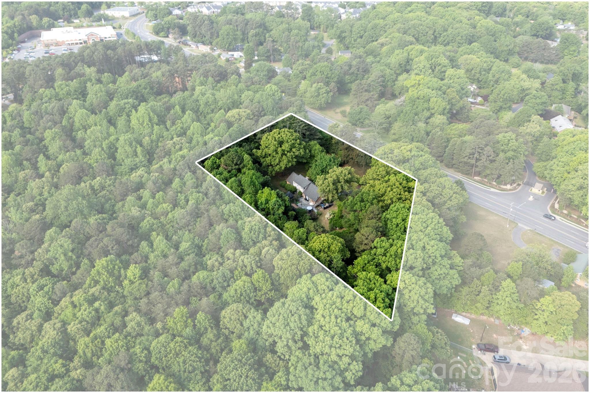 3110 Robinwood Road — Gastonia