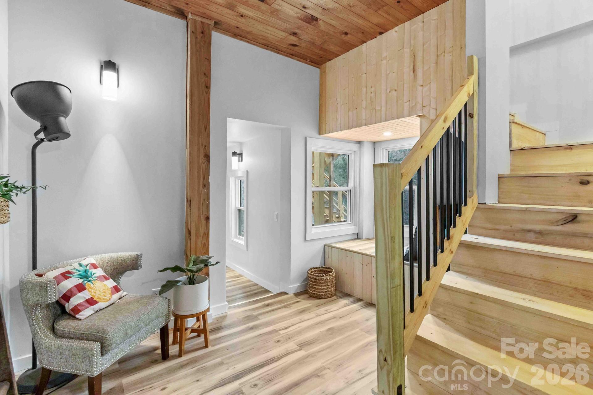 124 Glad Tidings Lane — Sylva
