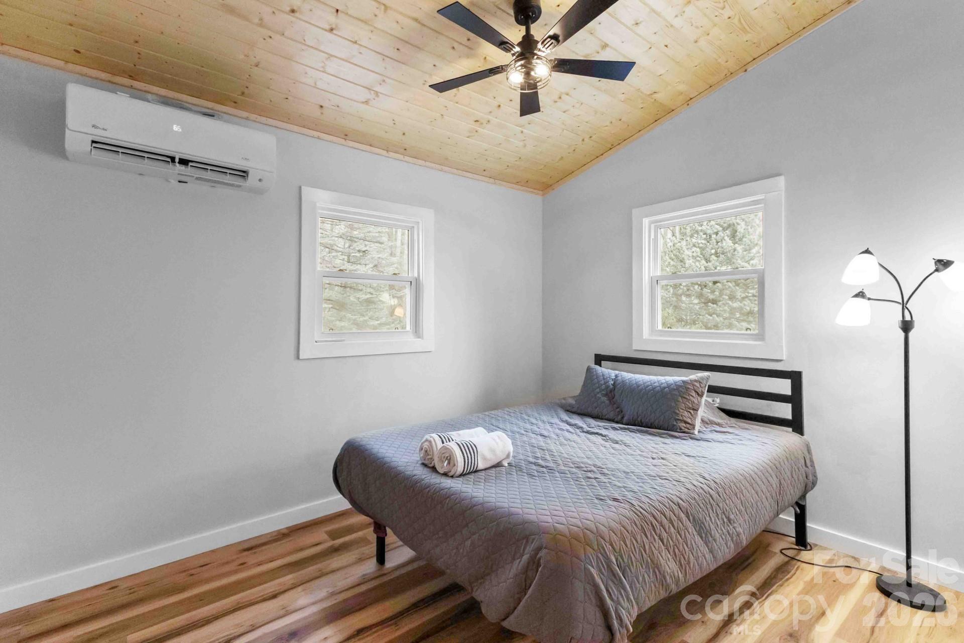 124 Glad Tidings Lane — Sylva