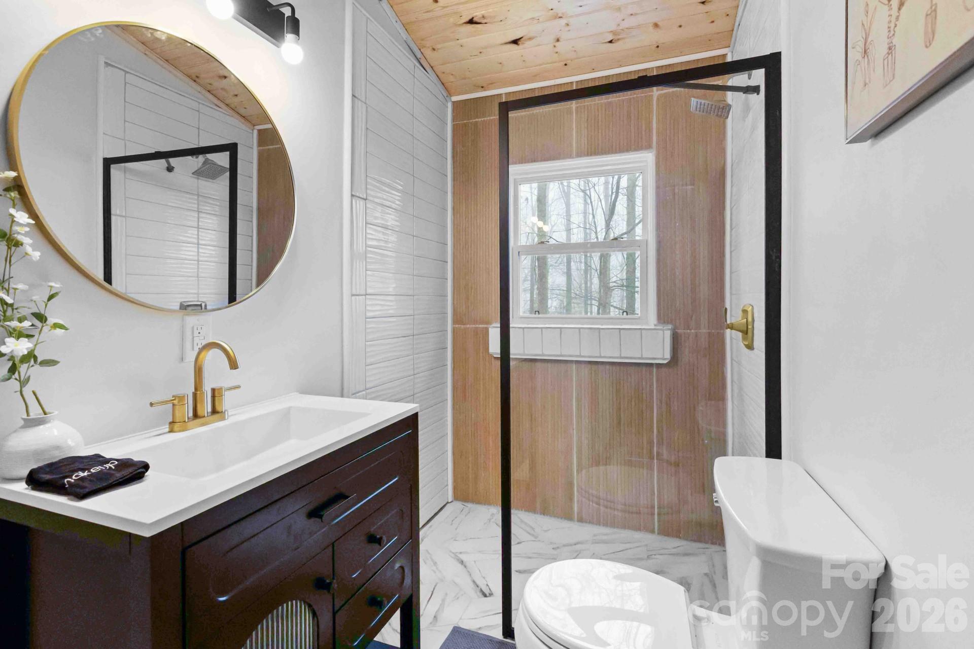 124 Glad Tidings Lane — Sylva
