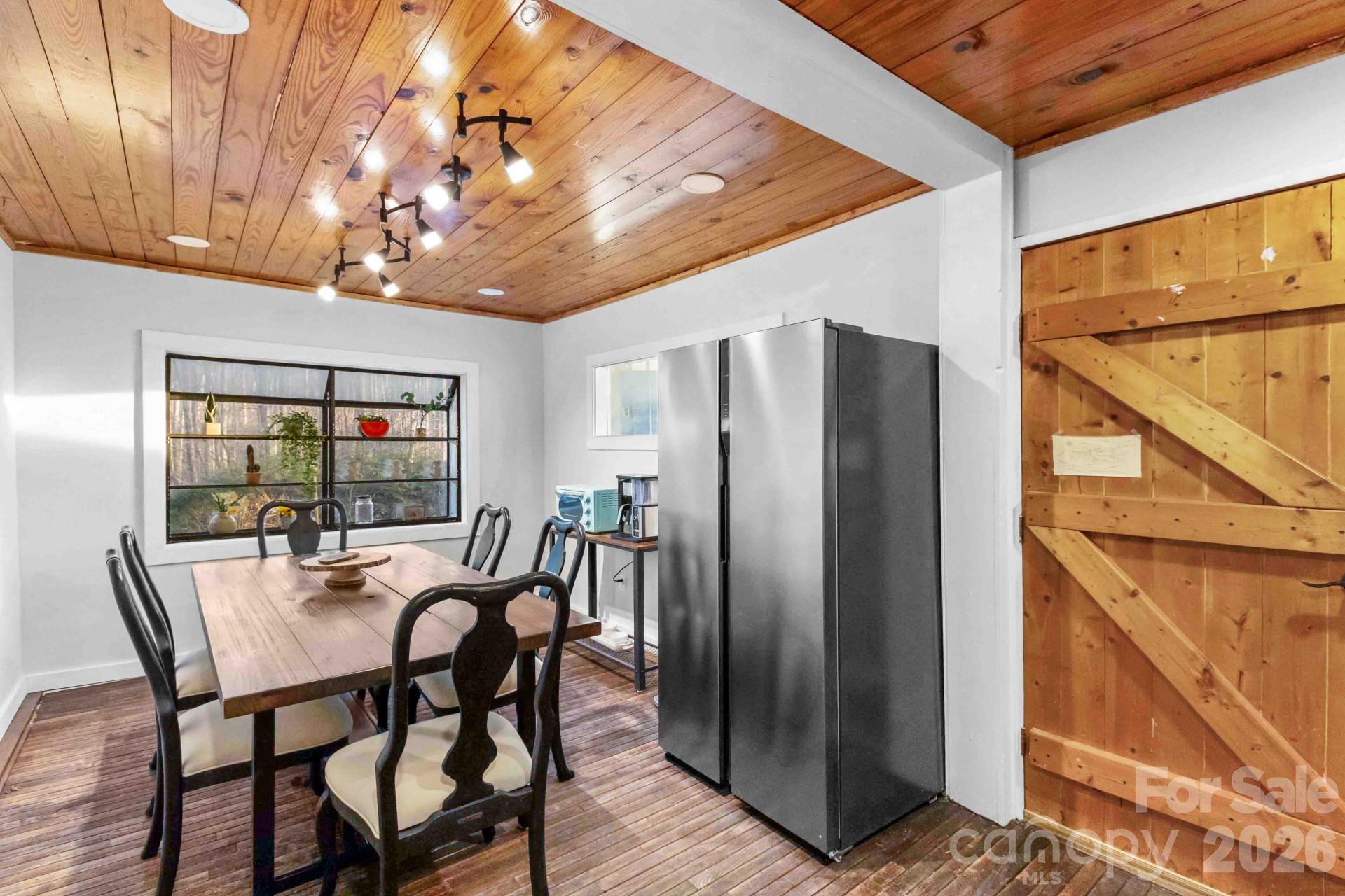 124 Glad Tidings Lane — Sylva