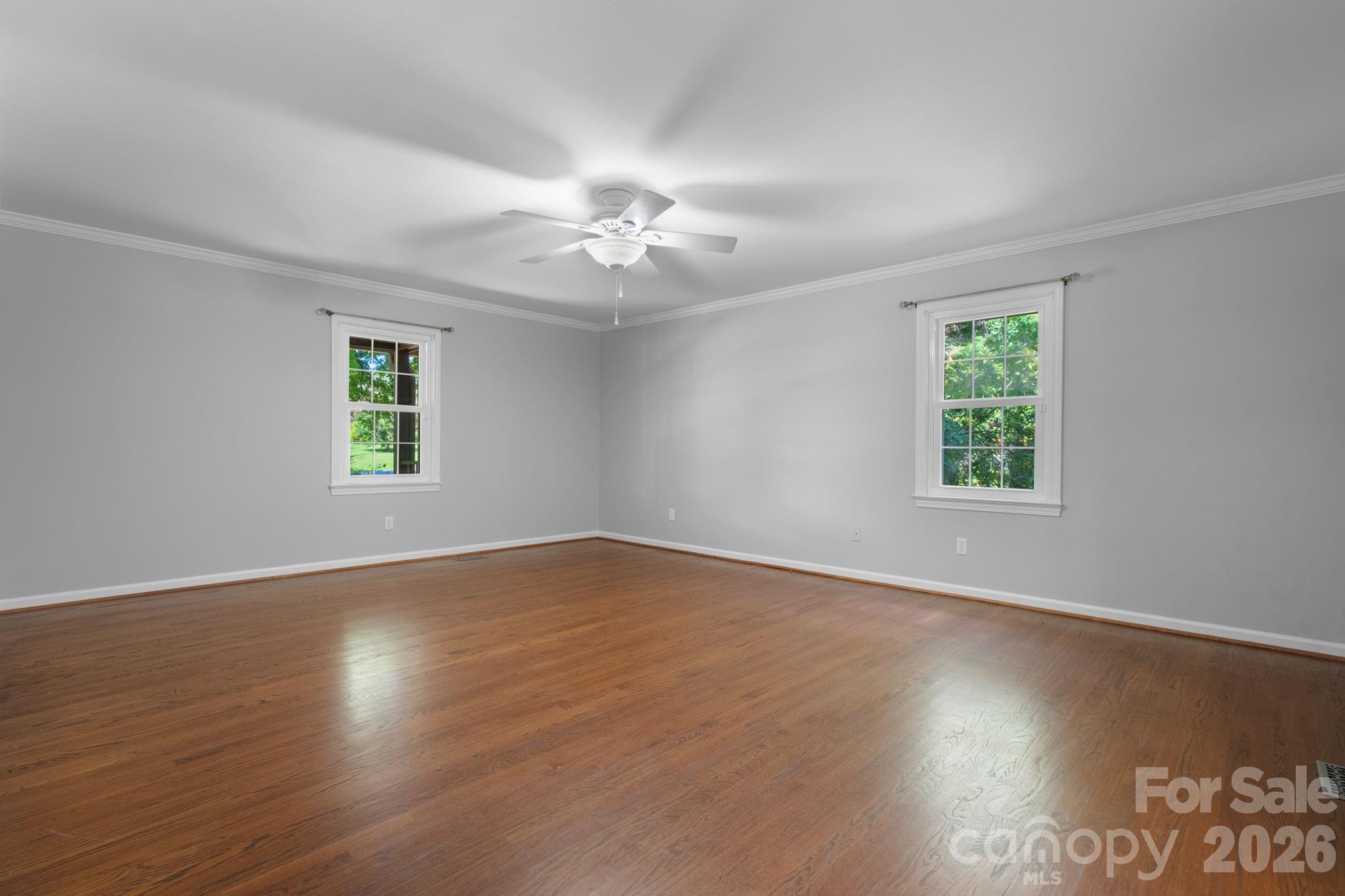 2025 34th Avenue Drive NE — Hickory
