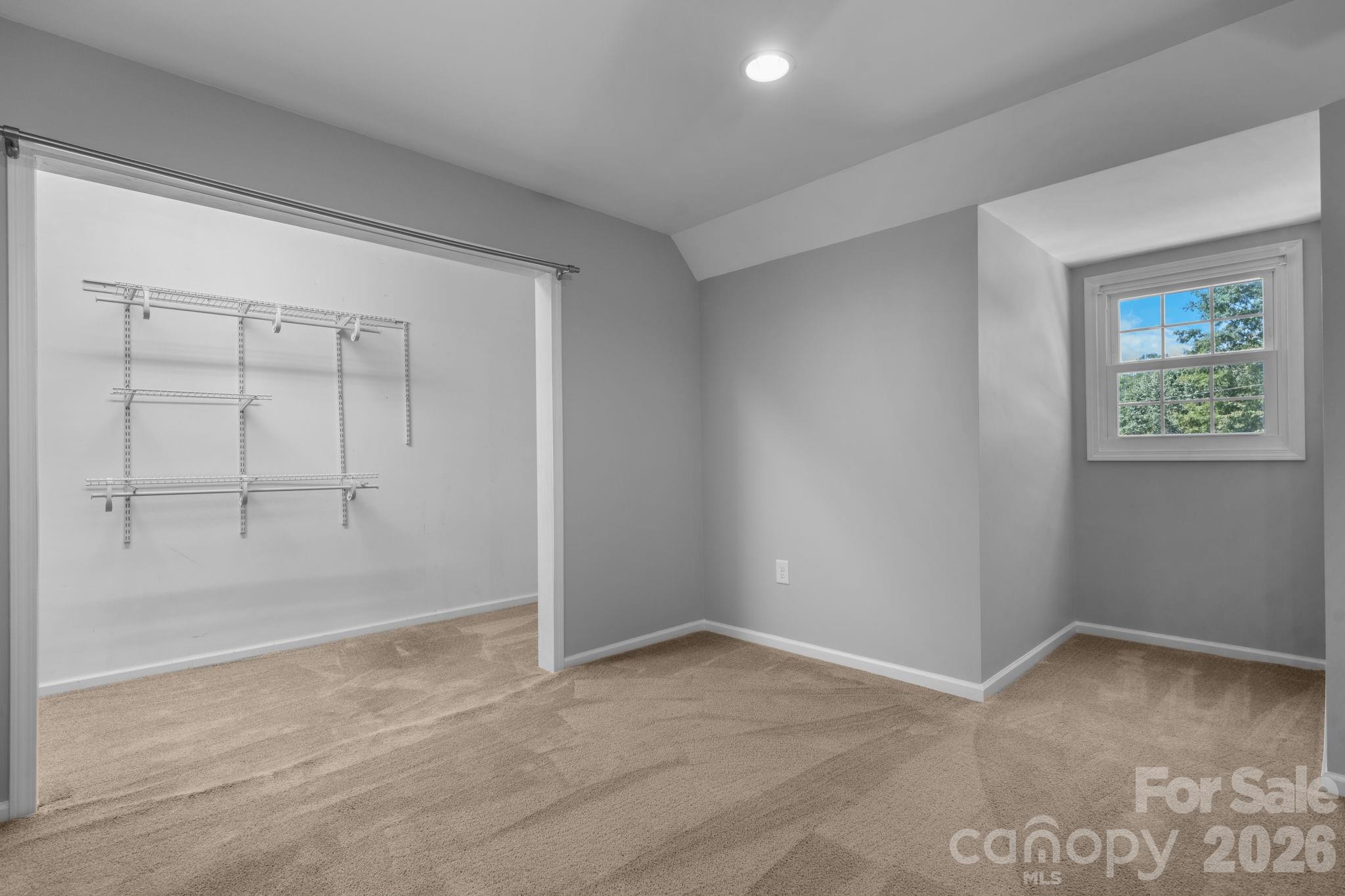 2025 34th Avenue Drive NE — Hickory