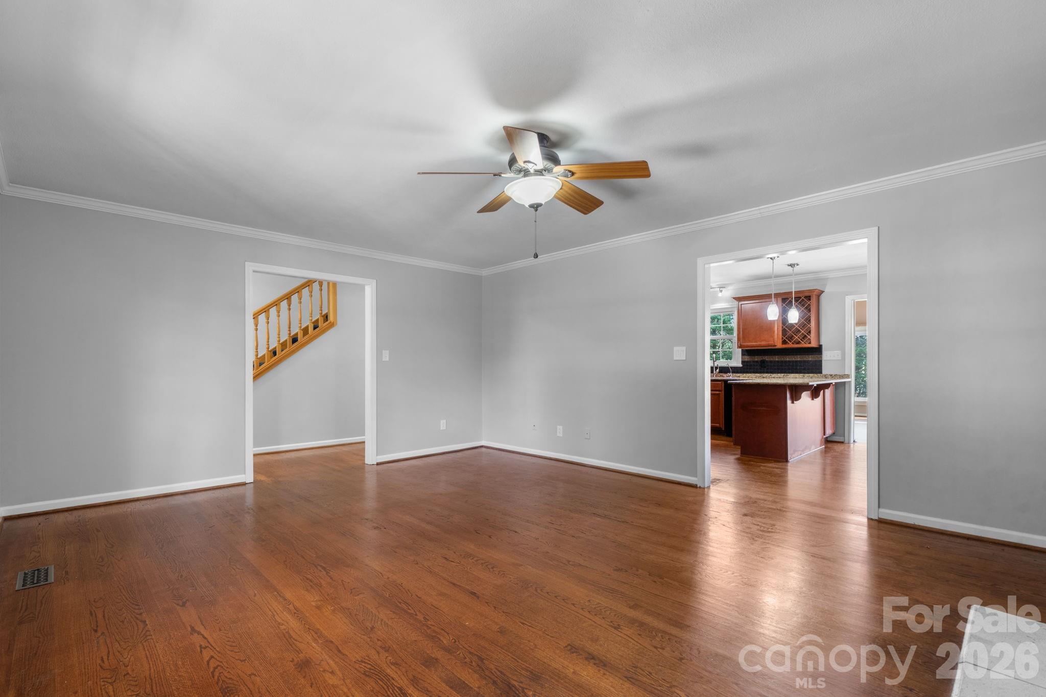 2025 34th Avenue Drive NE — Hickory