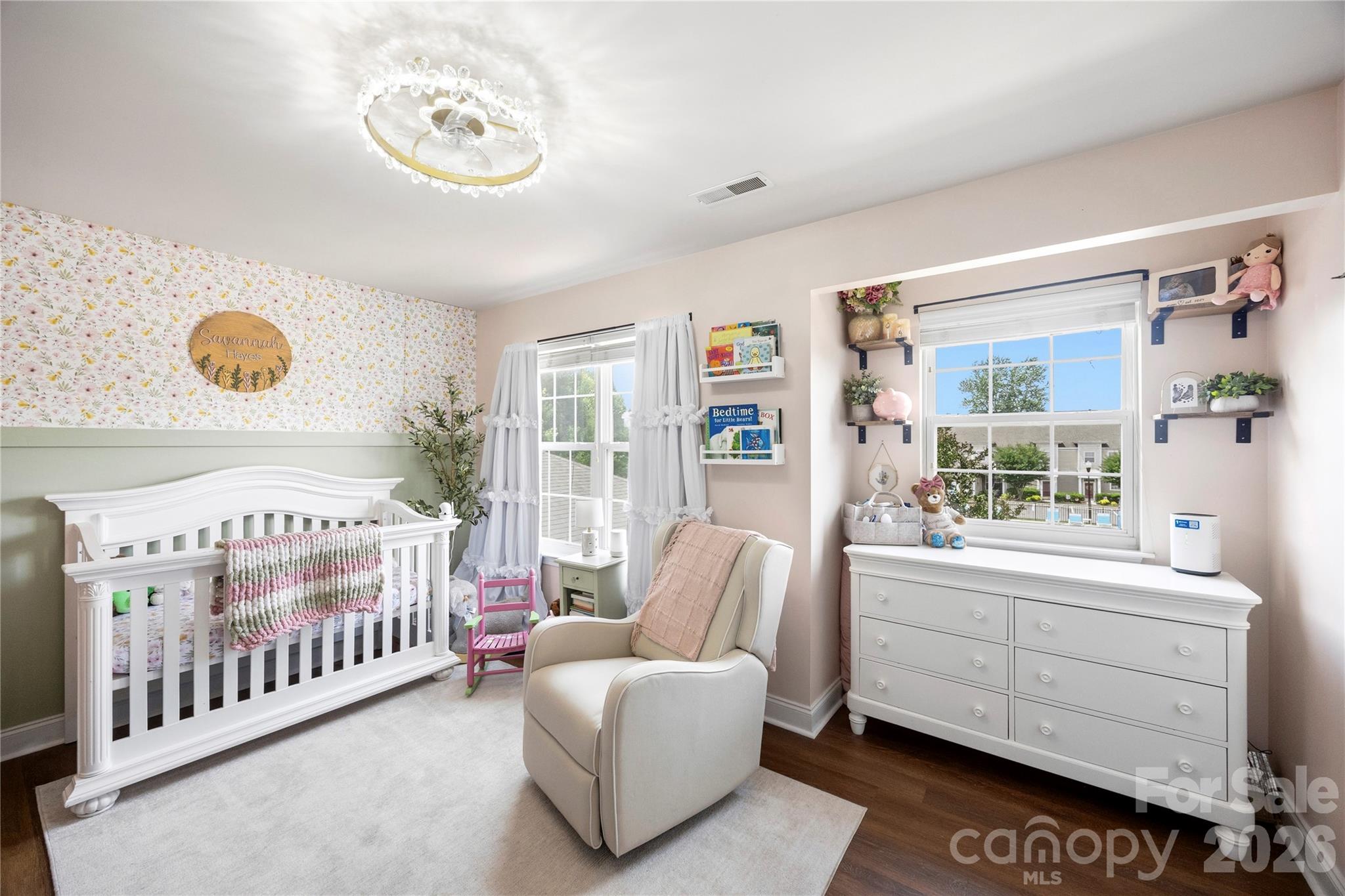 927 Claybrook Circle — Gastonia