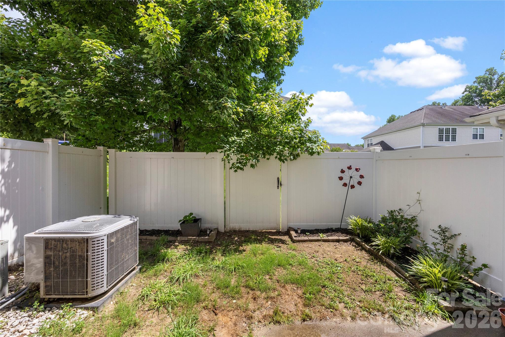 927 Claybrook Circle — Gastonia