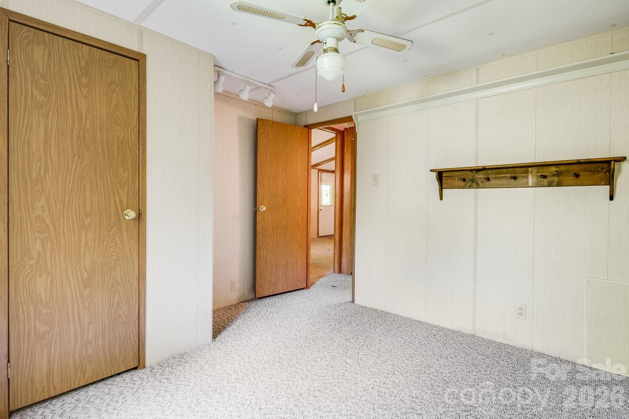 101 Serenity Lane — Clyde