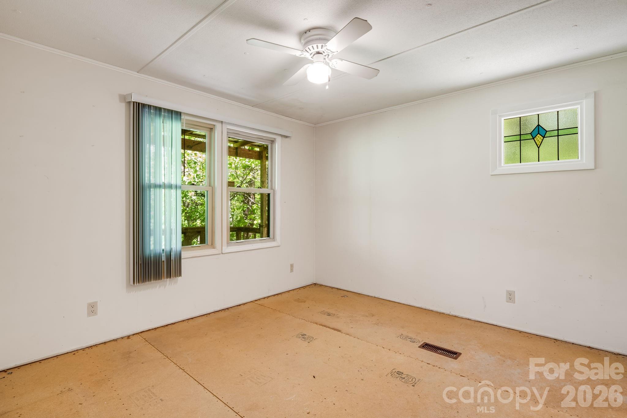 101 Serenity Lane — Clyde