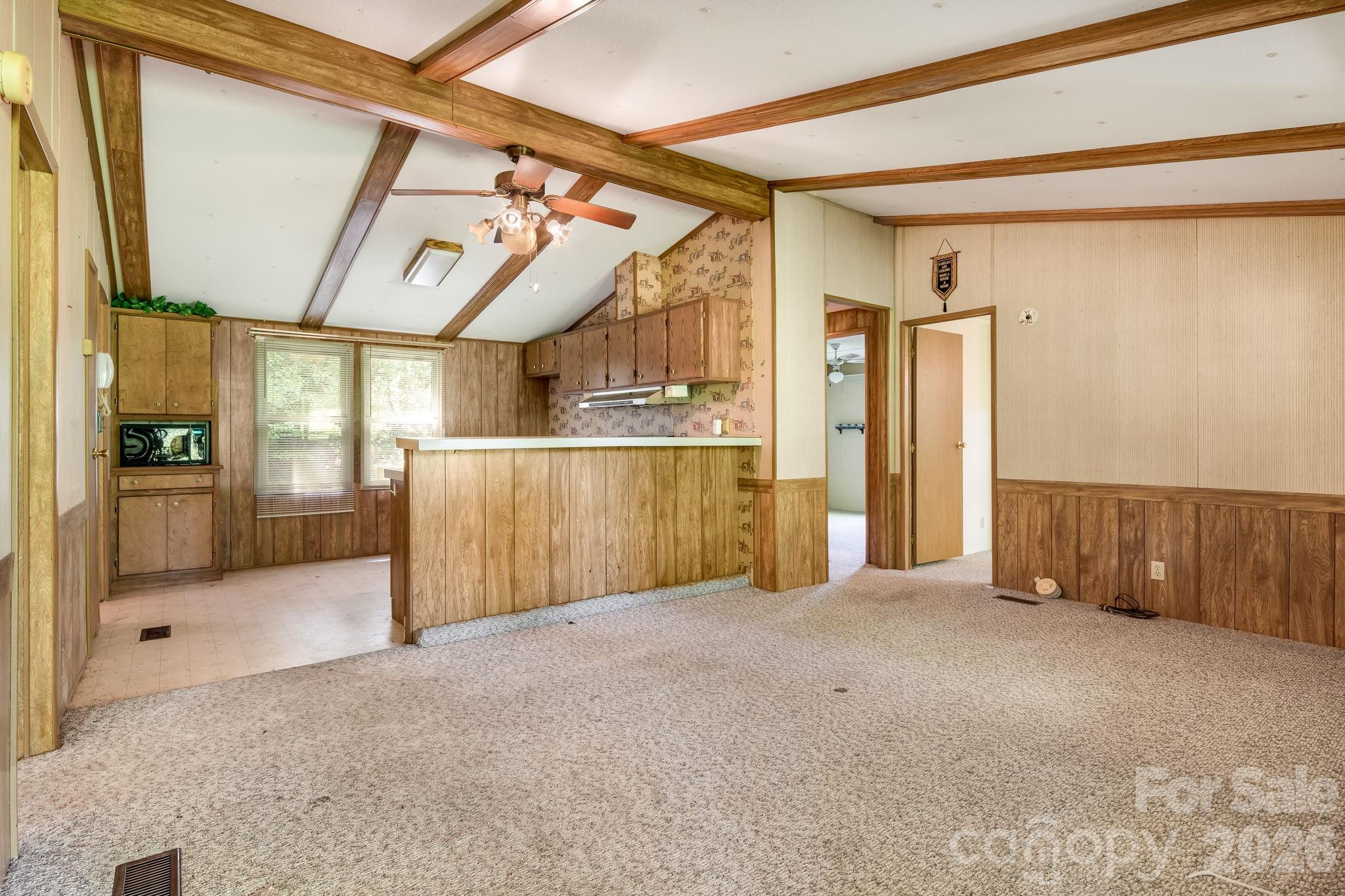 101 Serenity Lane — Clyde