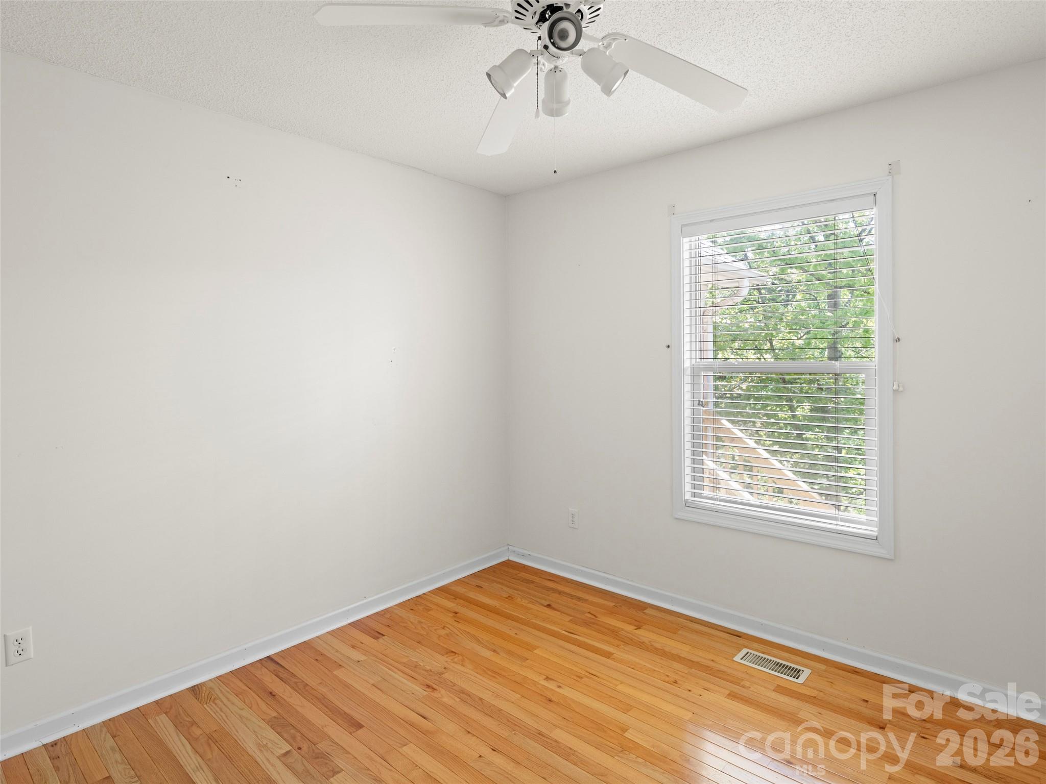 38 Evening Shade Drive — Weaverville