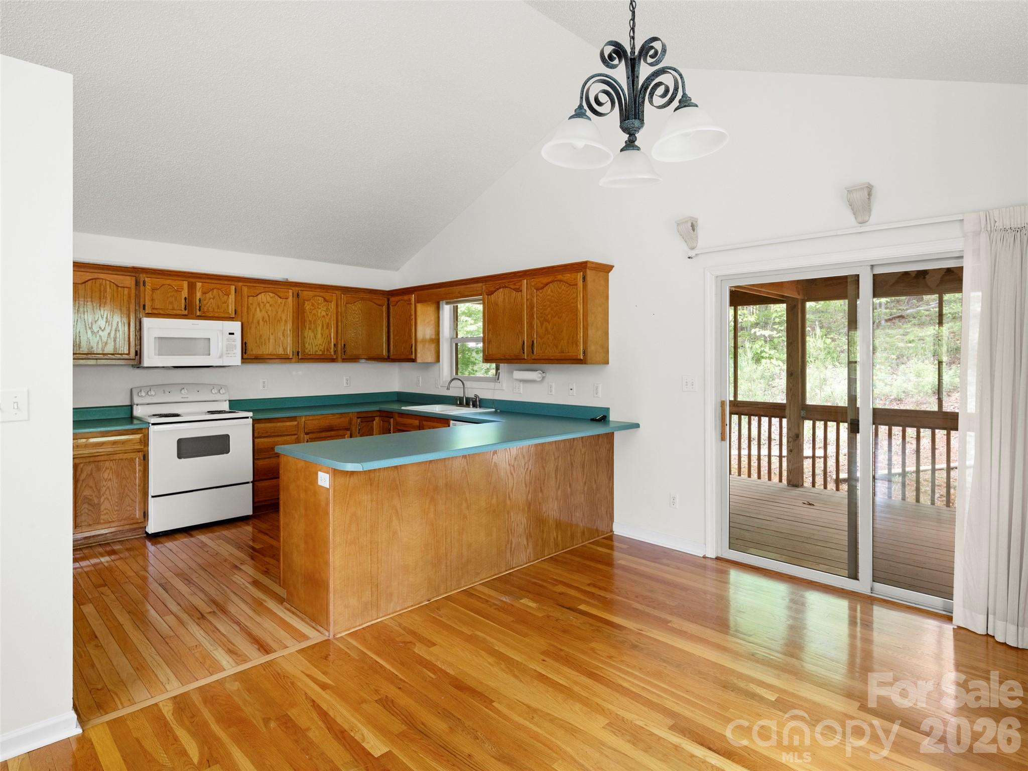 38 Evening Shade Drive — Weaverville