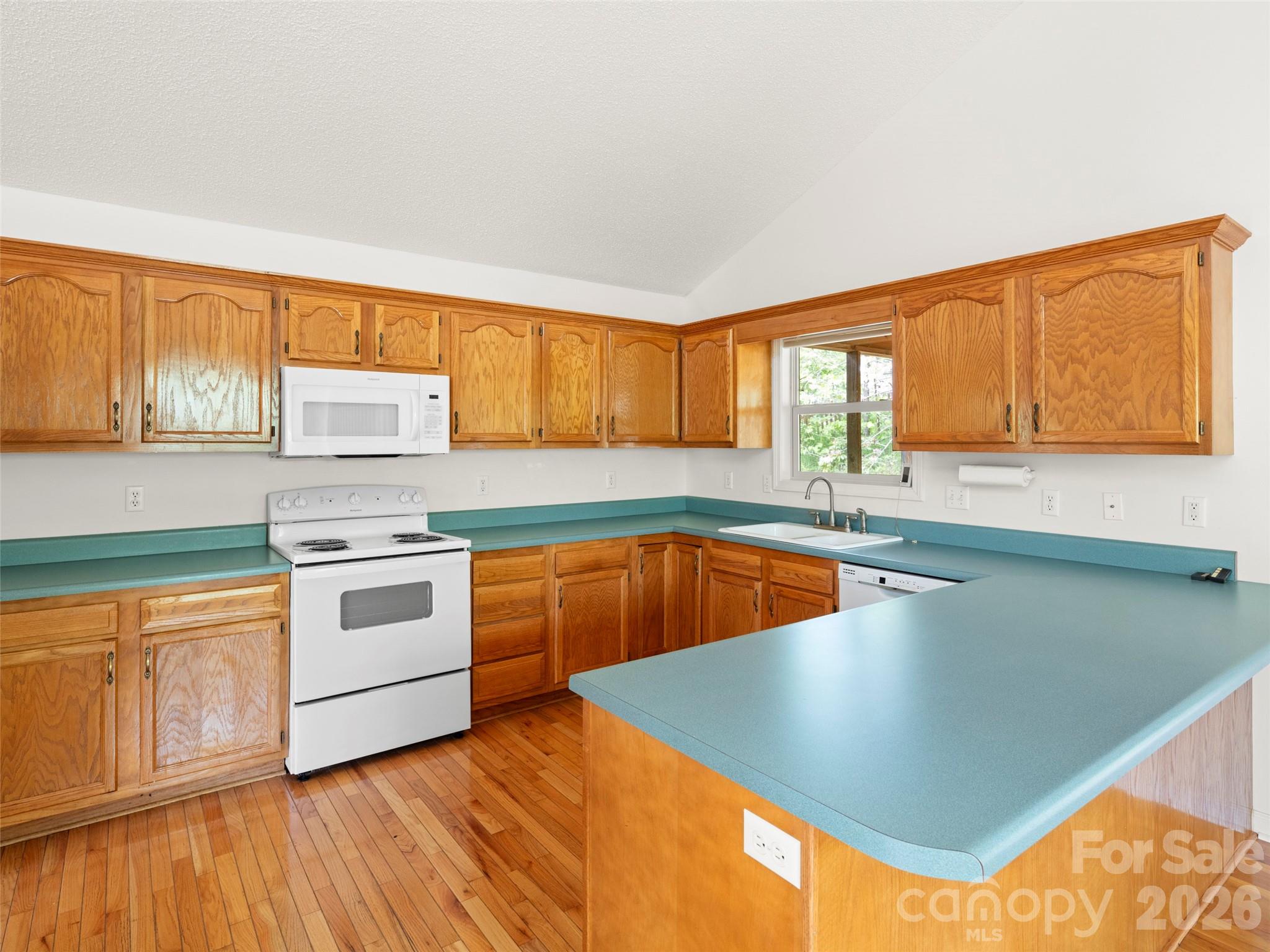 38 Evening Shade Drive — Weaverville