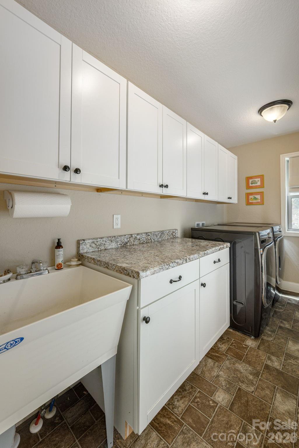 149 Hiwassee Road — Lake Toxaway