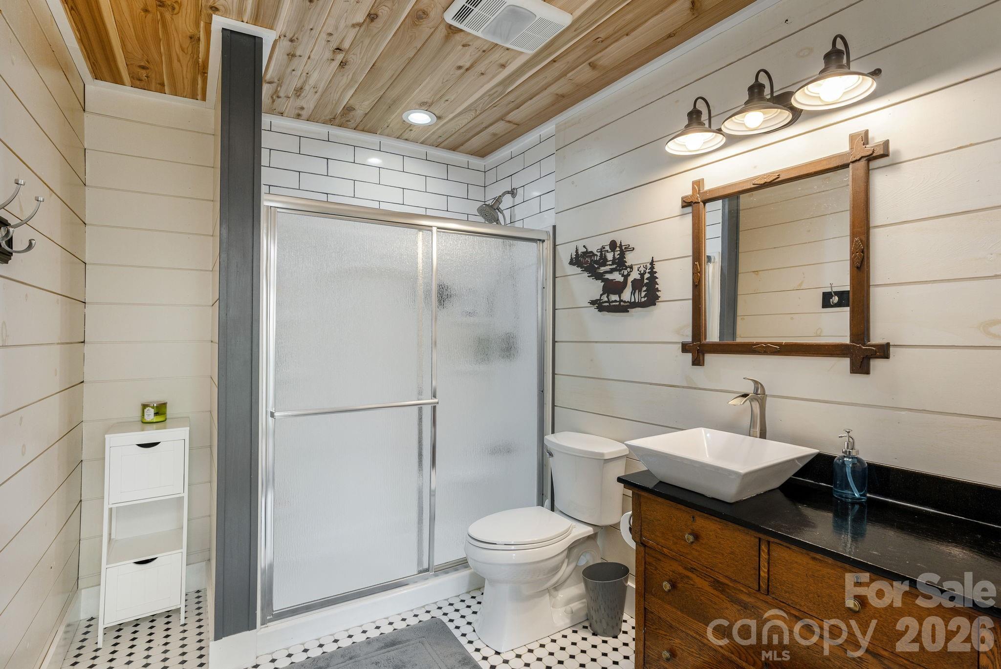 149 Hiwassee Road — Lake Toxaway