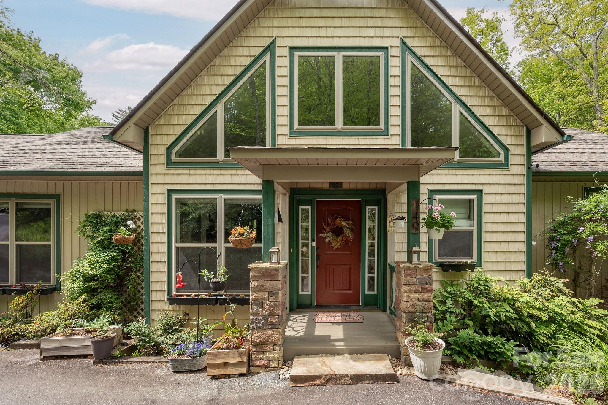 149 Hiwassee Road — Lake Toxaway