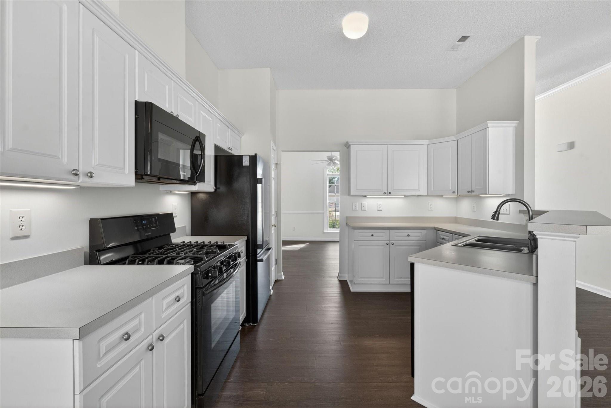 5304 Fennell Street — Indian Trail