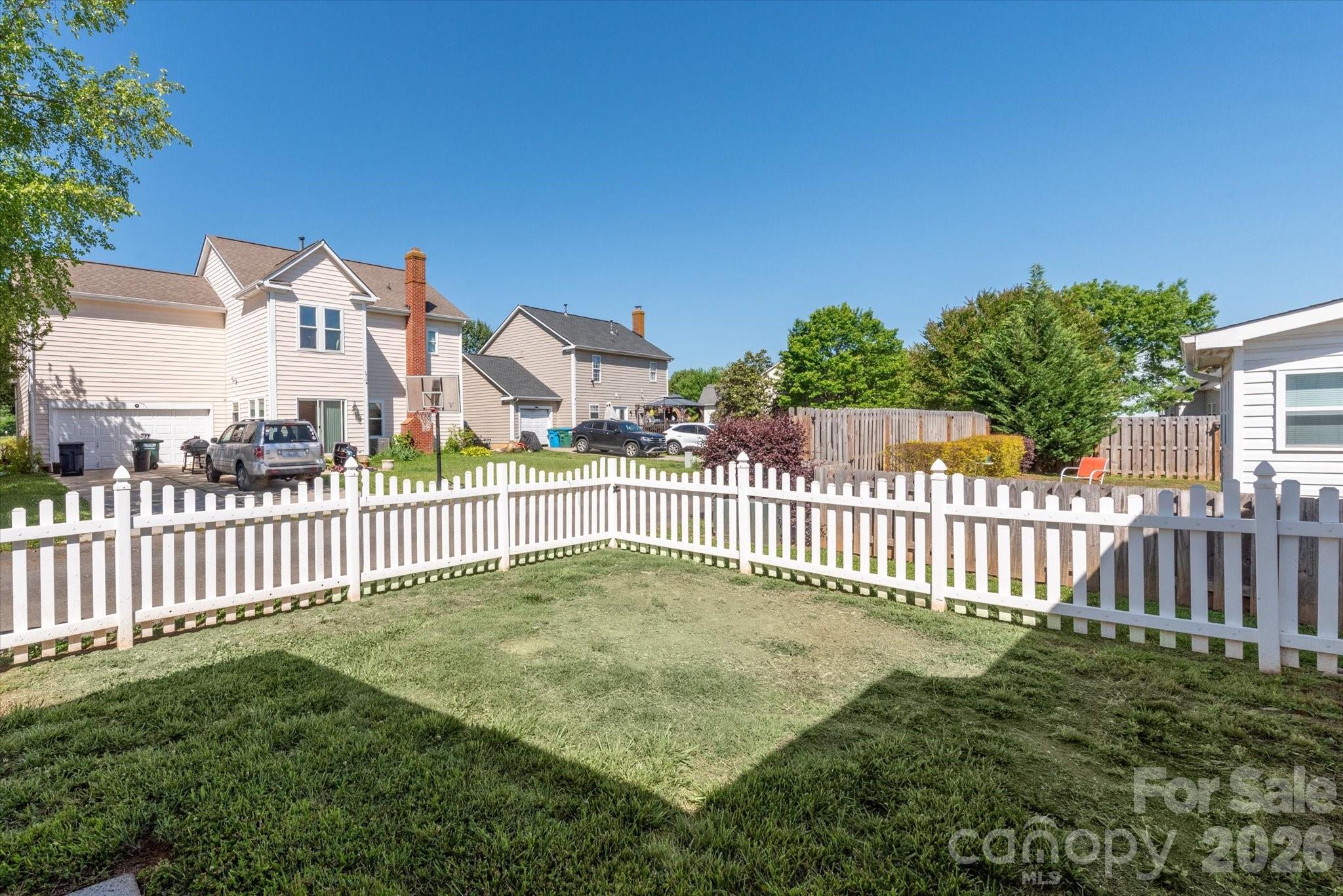 5304 Fennell Street — Indian Trail