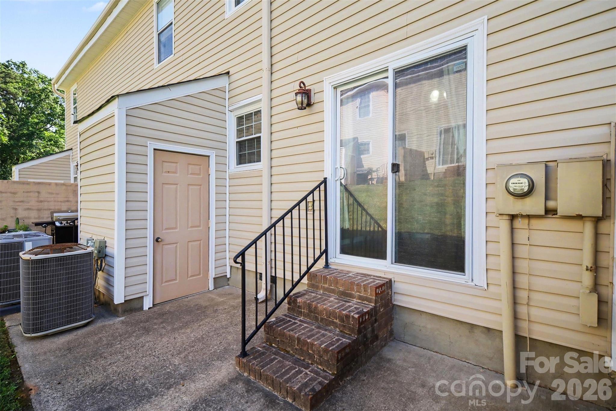 973 Surry Lane — Gastonia