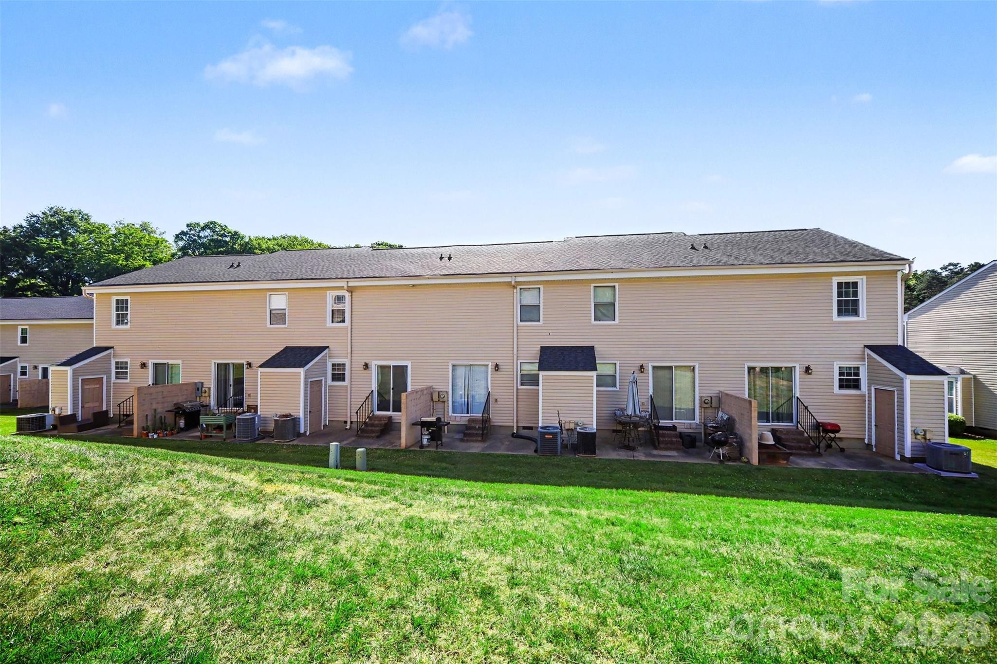 973 Surry Lane — Gastonia