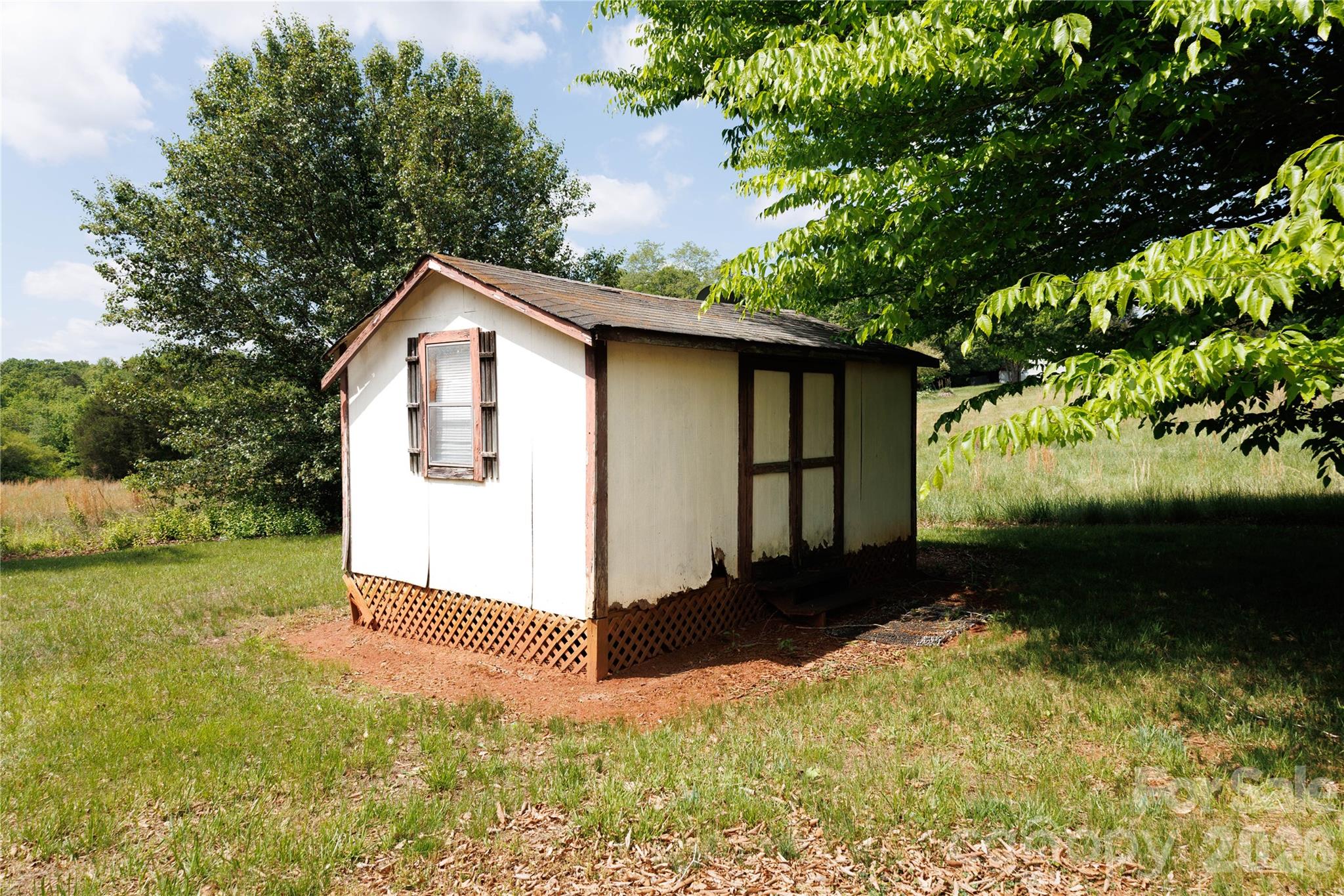 318 Tuckers Grove Road — Statesville