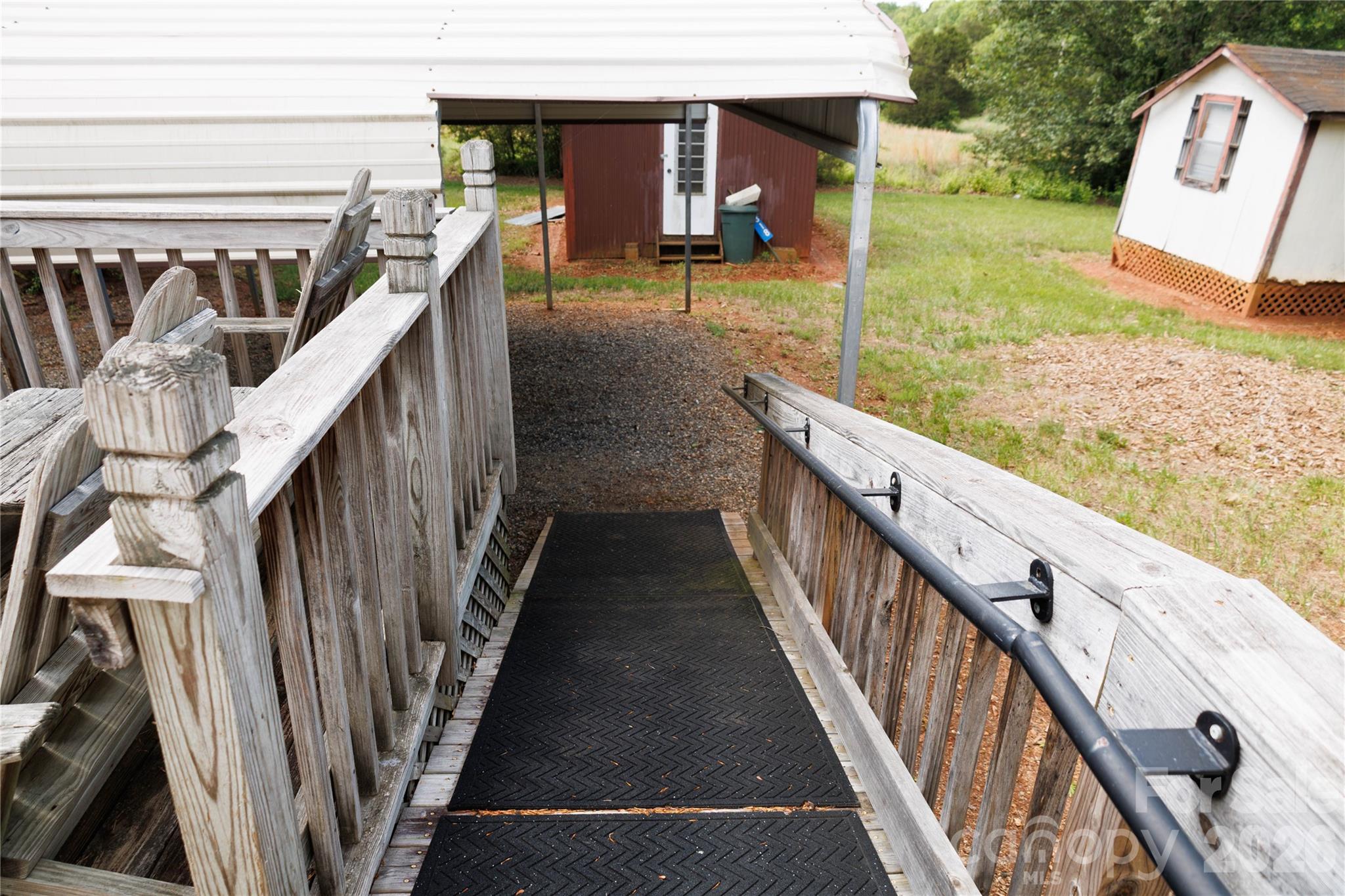 318 Tuckers Grove Road — Statesville