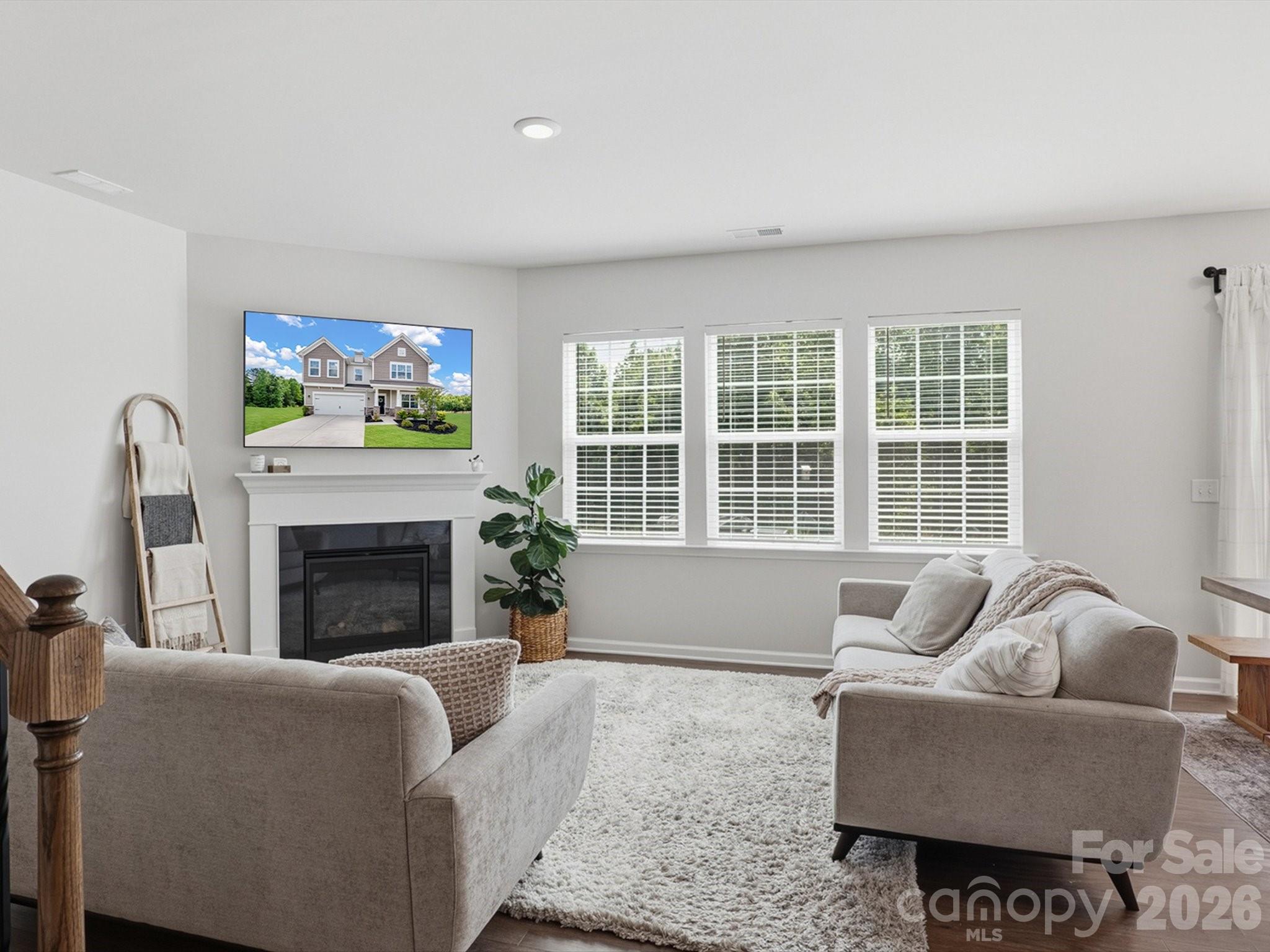 1174 Narrowmouth Court — Lancaster