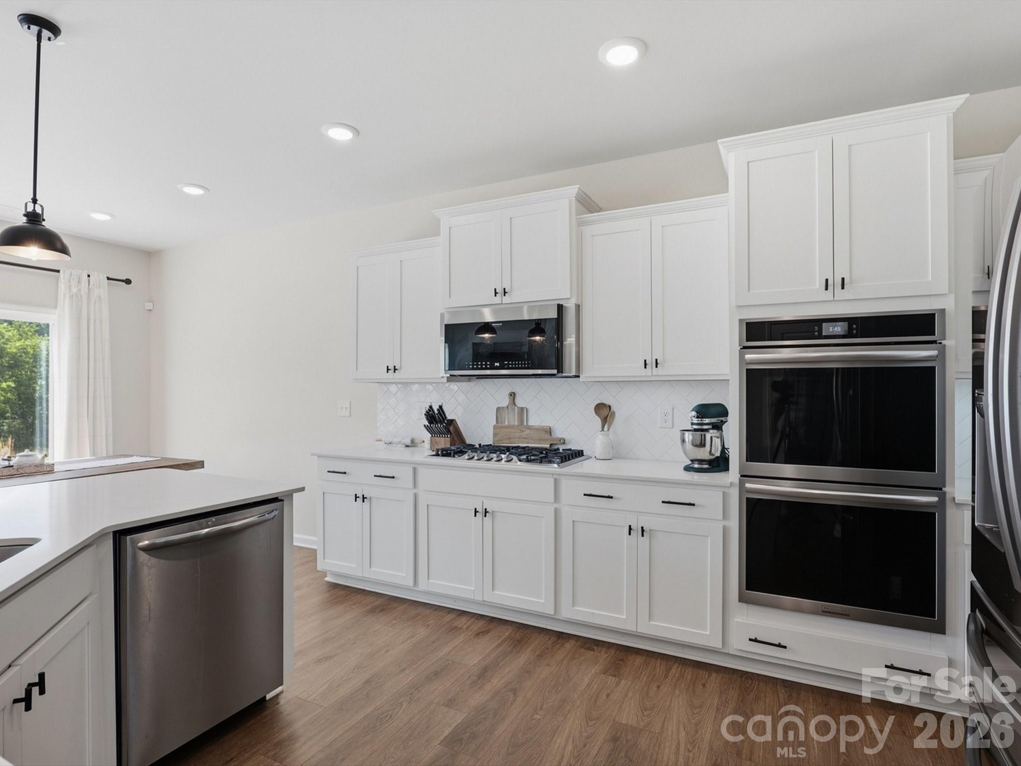 1174 Narrowmouth Court — Lancaster
