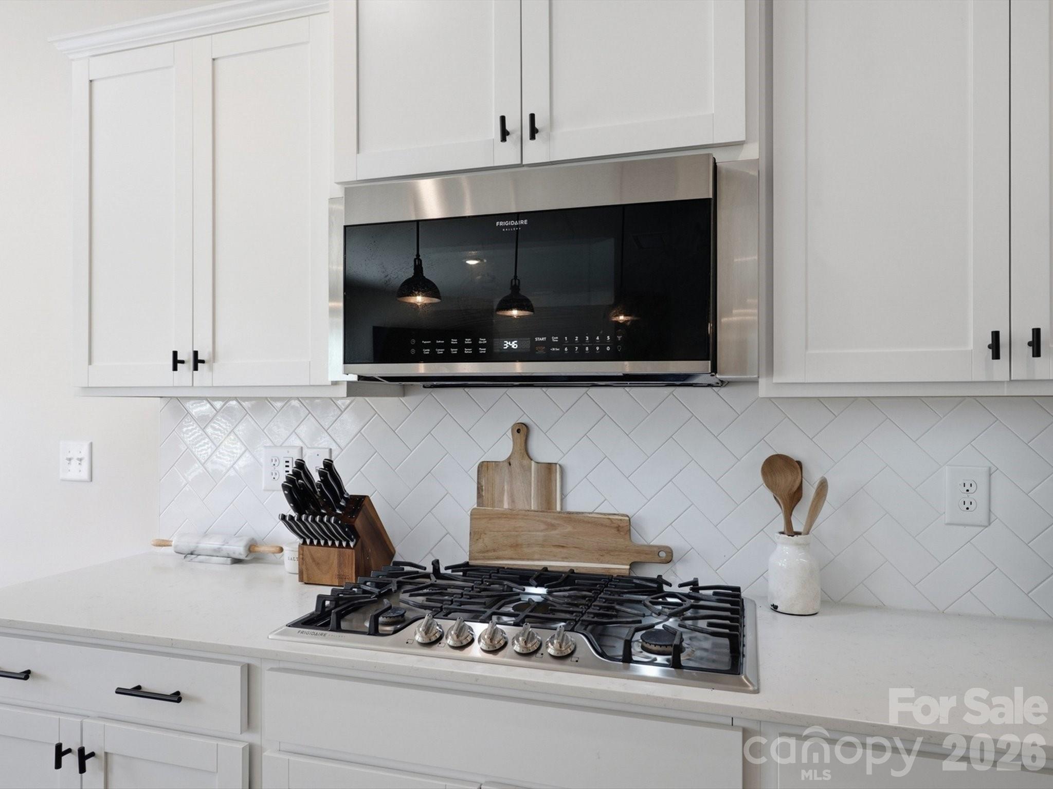 1174 Narrowmouth Court — Lancaster