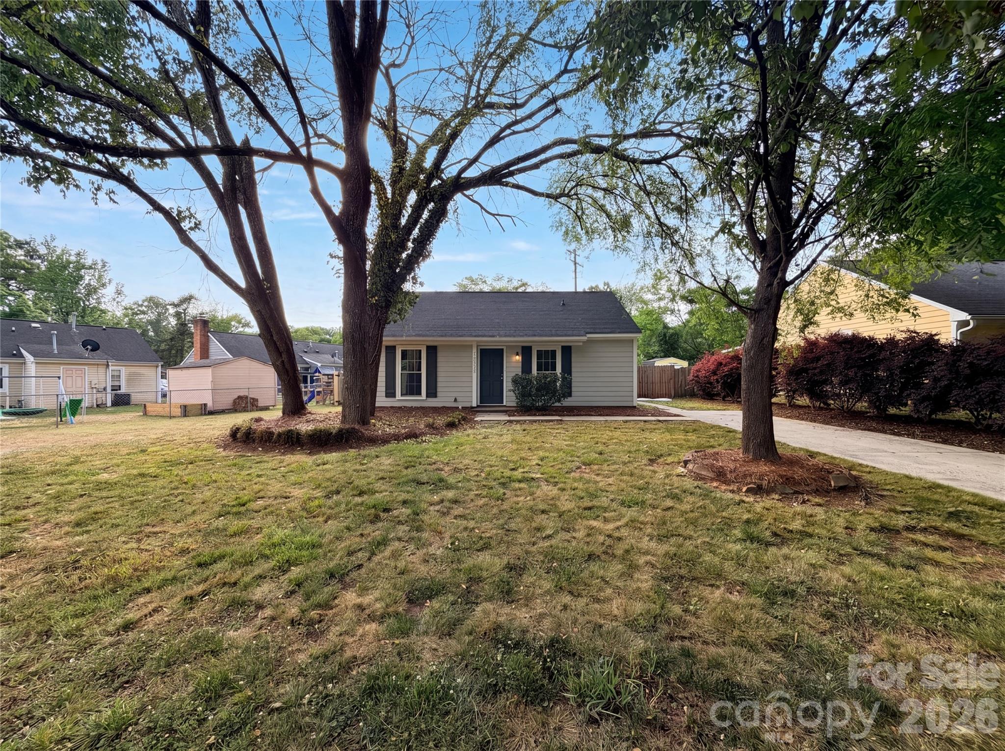 3215 Braewick Place — Charlotte