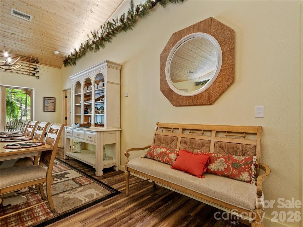 183 Mayfly Court — Spruce Pine