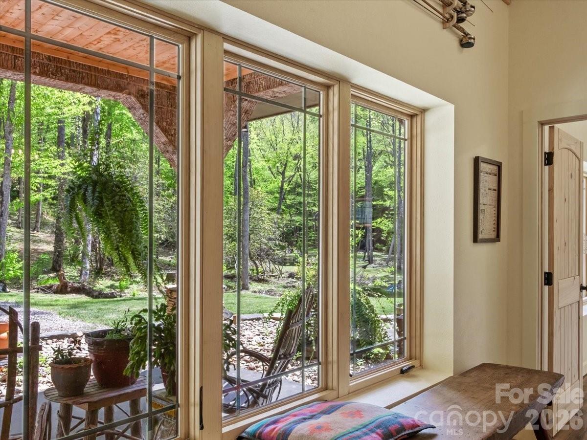 183 Mayfly Court — Spruce Pine