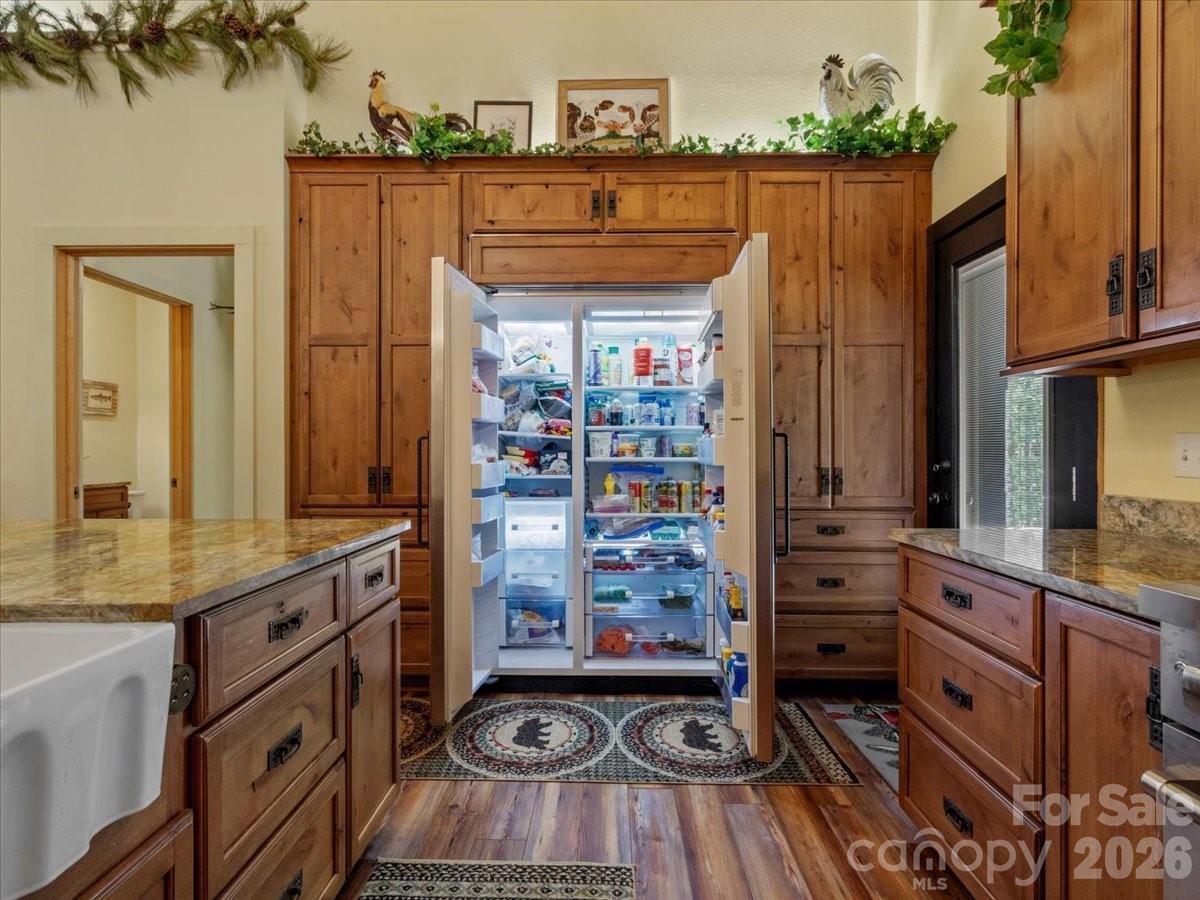 183 Mayfly Court — Spruce Pine