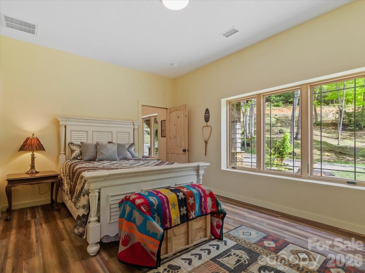 183 Mayfly Court — Spruce Pine