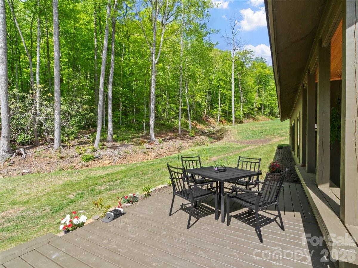 183 Mayfly Court — Spruce Pine