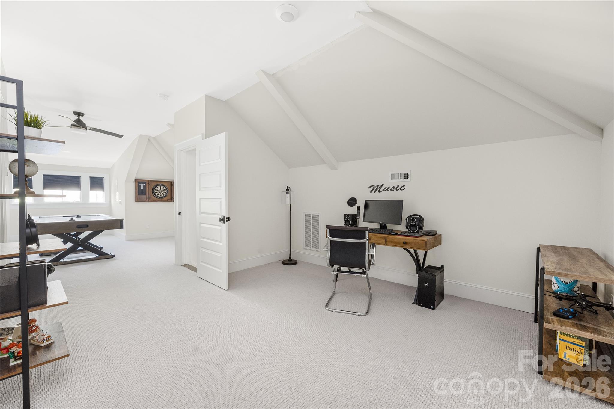 5422 Closeburn Road — Charlotte