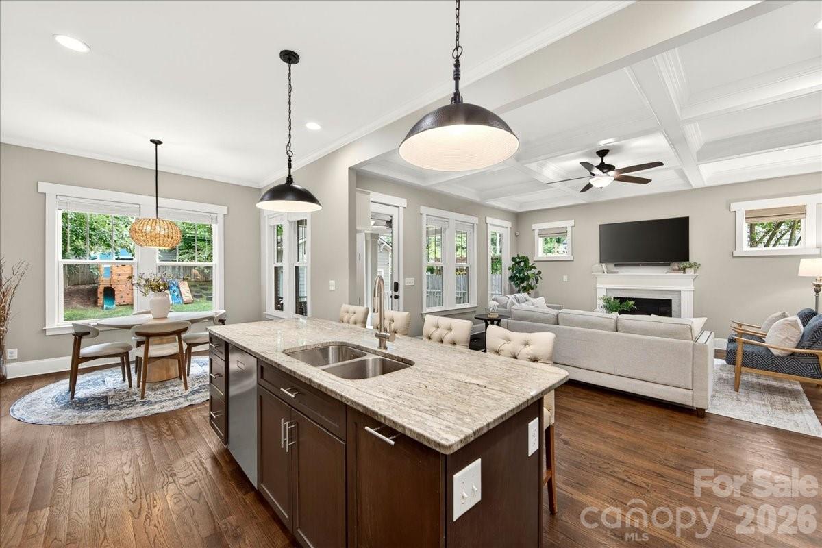 1624 Brook Road — Charlotte
