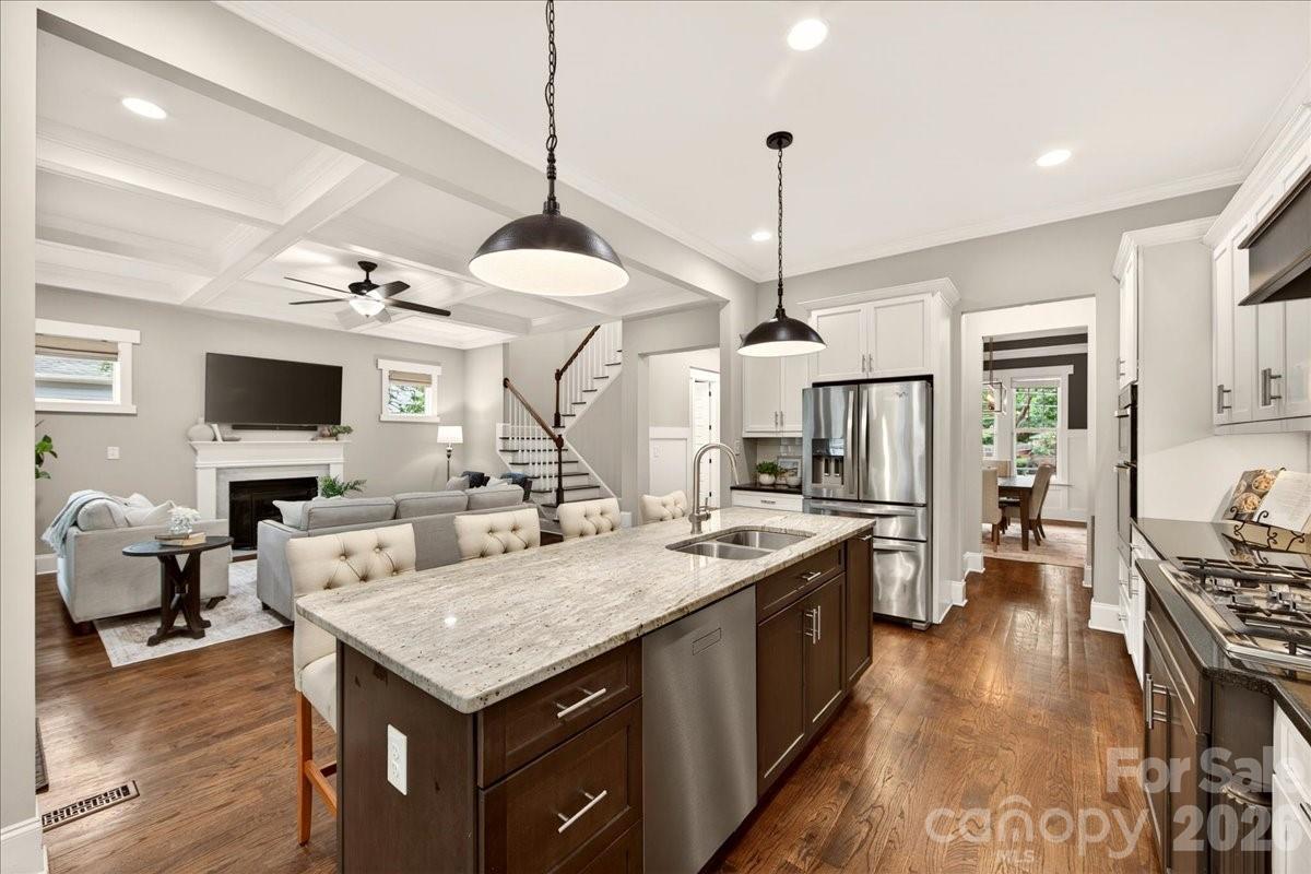 1624 Brook Road — Charlotte