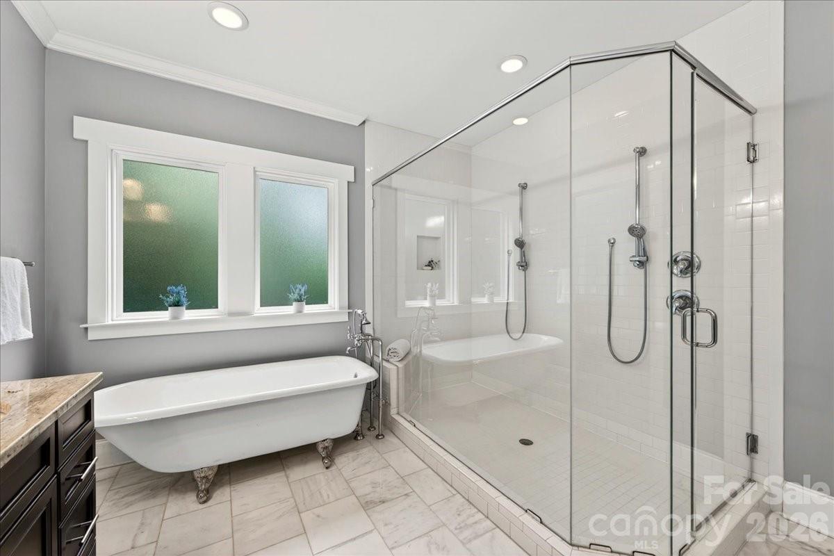 1624 Brook Road — Charlotte