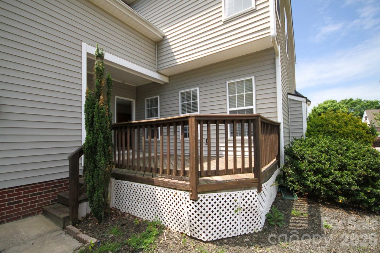 4960 Summerside Drive #76 — Clover
