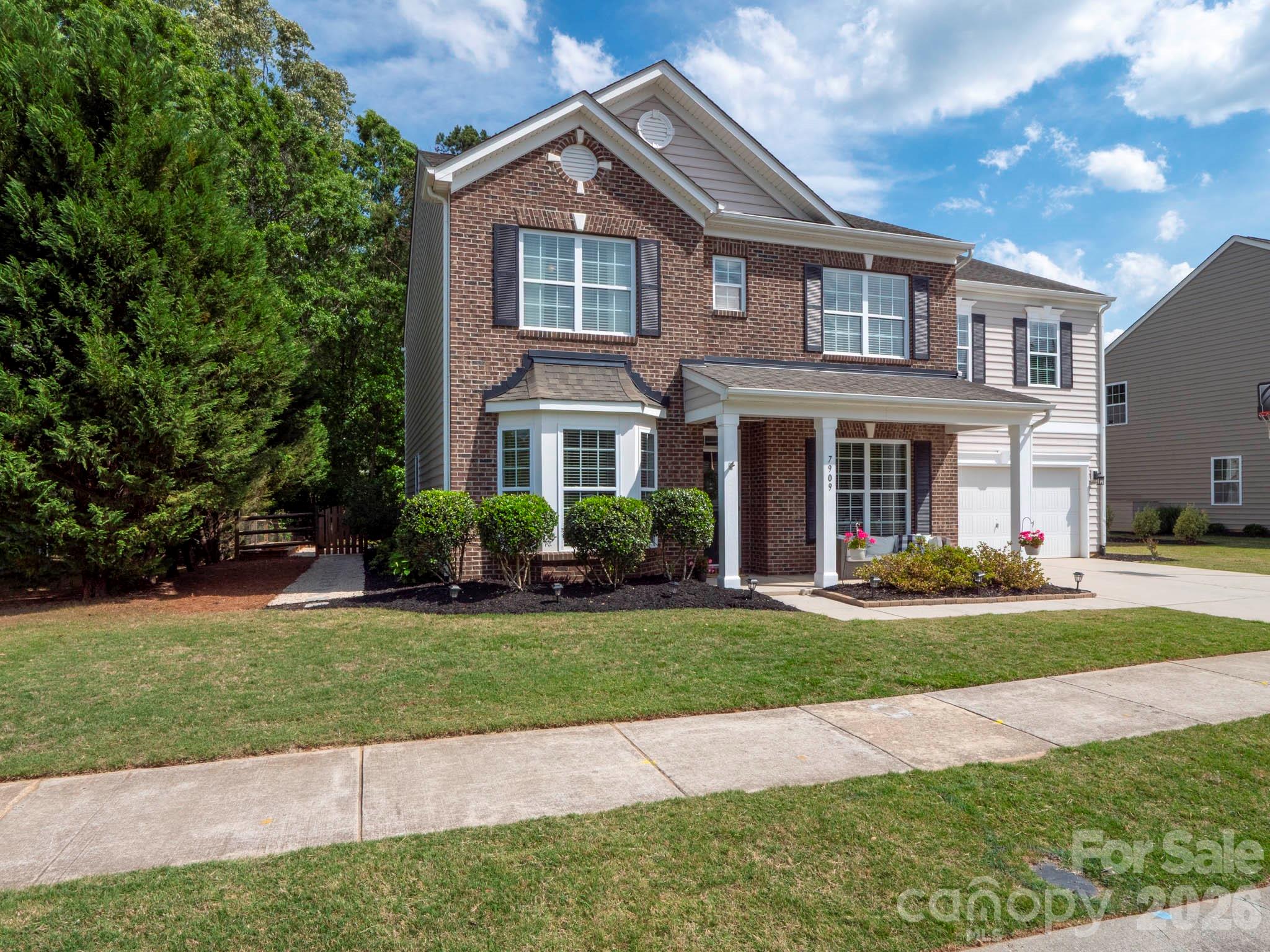 7909 Prescott Glen Parkway — Waxhaw