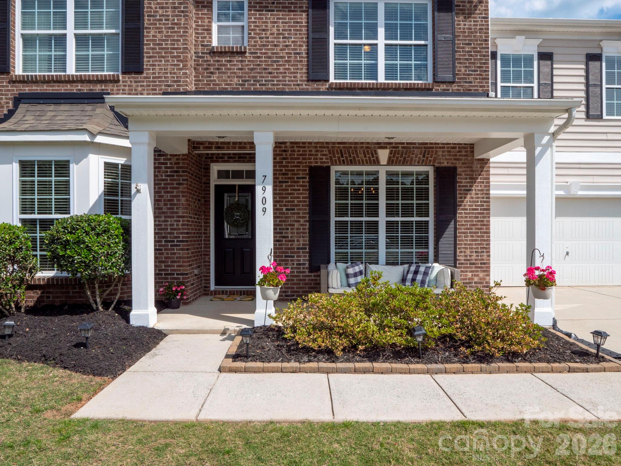 7909 Prescott Glen Parkway — Waxhaw