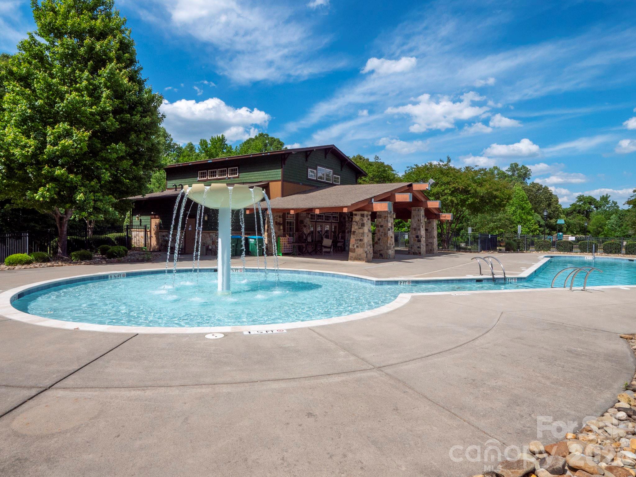 7909 Prescott Glen Parkway — Waxhaw