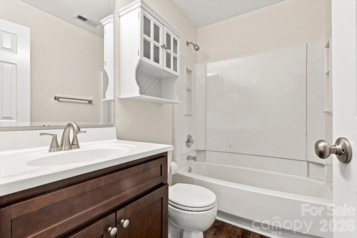 6111 Gatesville Lane — Charlotte