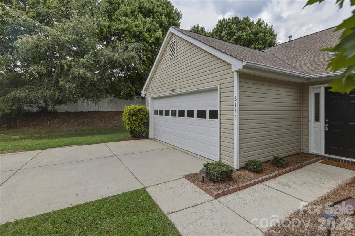 6111 Gatesville Lane — Charlotte
