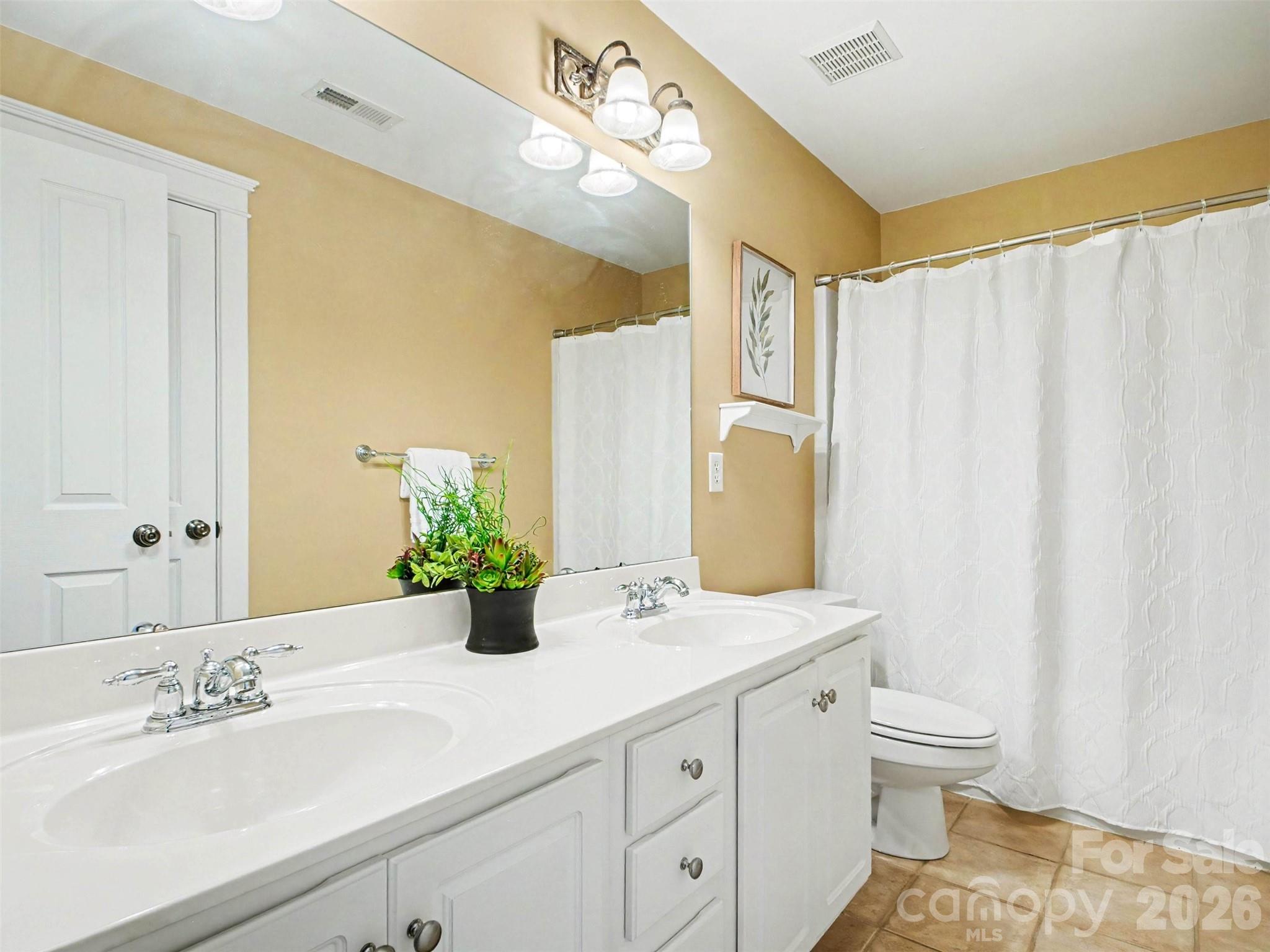 1311 Dobson Drive — Waxhaw