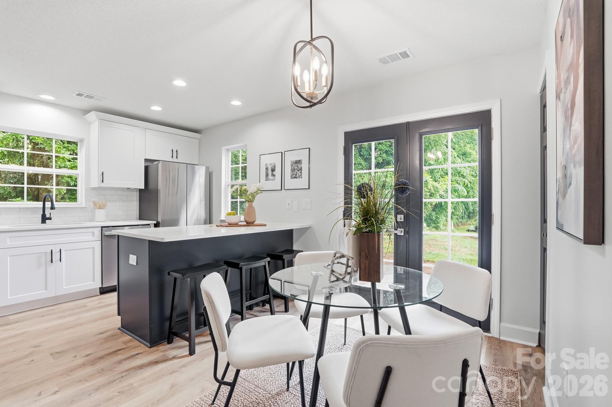 7621 Petrea Lane — Charlotte