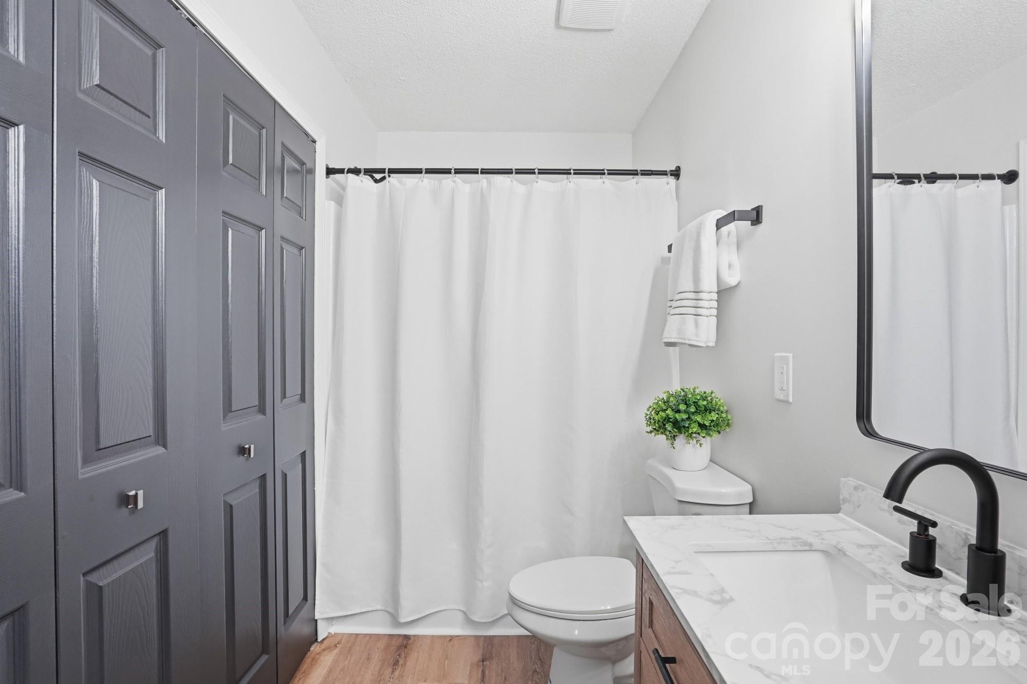 7621 Petrea Lane — Charlotte