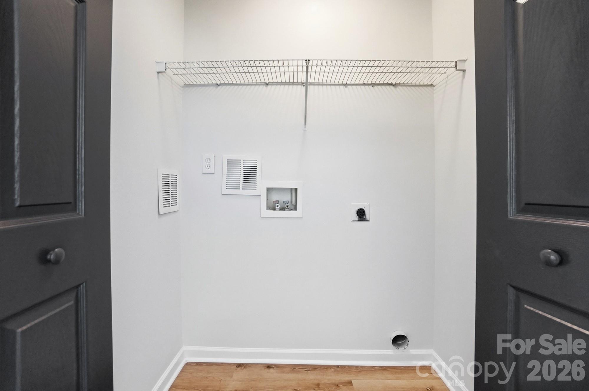 10584 English Setter Way — Charlotte