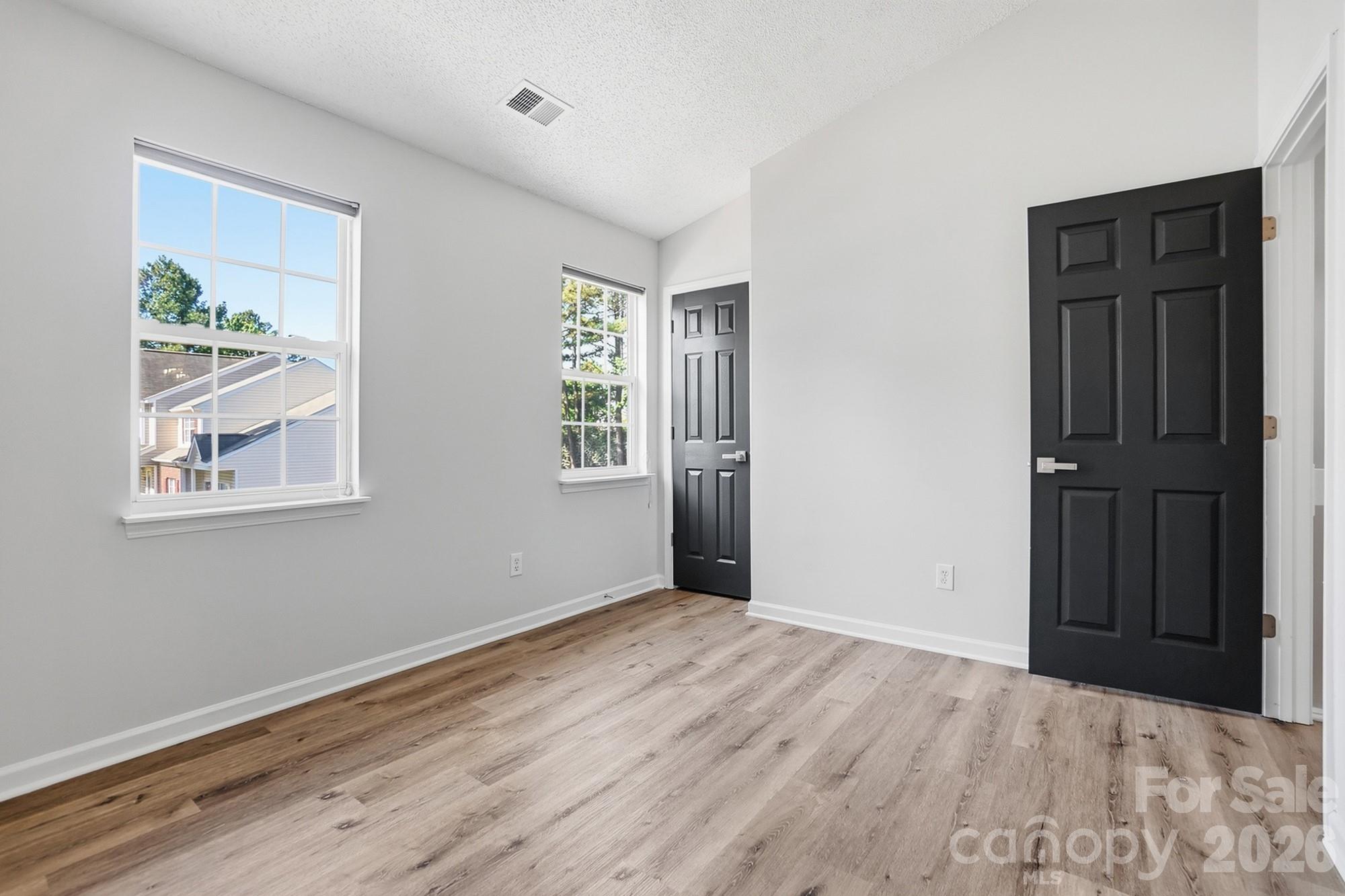 10584 English Setter Way — Charlotte